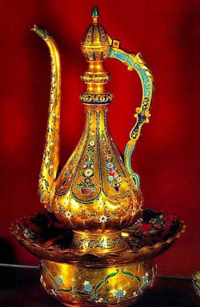 تصاویر و عکسهای گنجینه جواهرات گرانبهای طلای ایران باستان